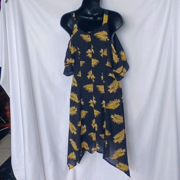 Disney Beauty and the Beast Feather Print Dress Jr M - Picture 5 of 8
